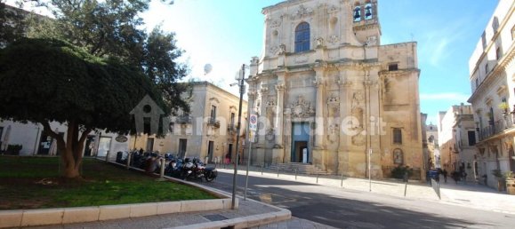 Propriété commerciale à Lecce, Italy 247m² No. 313499 10