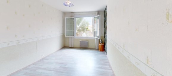 3 Schlafzimmer Haus in Saint-Hilaire-de-Villefranche, France, Nr. 345585 4