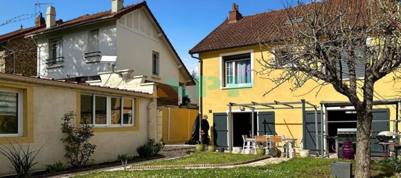 4 bedrooms Villa in Ablon-sur-Seine, France No. 182748 10