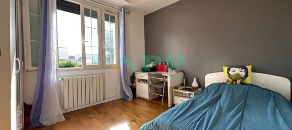 4 bedrooms Villa in Ablon-sur-Seine, France No. 182748 7