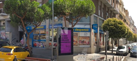 100m² Commercial property in Madrid, Spain No. 70454 8