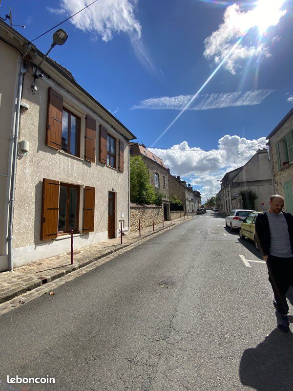 Casa de 2 dormitorios en Rozay-en-Brie, France No. 330403