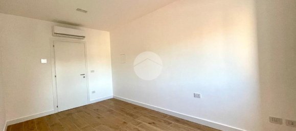 2 bedrooms Apartment in Naples, Italy No. 320797 12