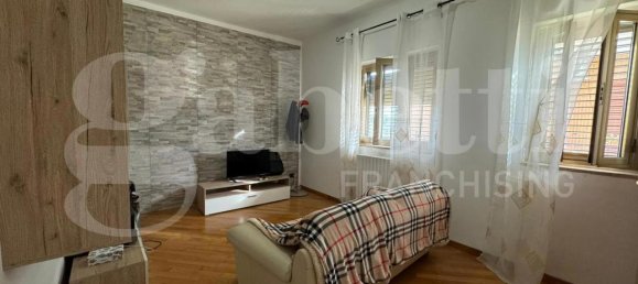 6-salle Villa à Bari, Italy No. 77221 13