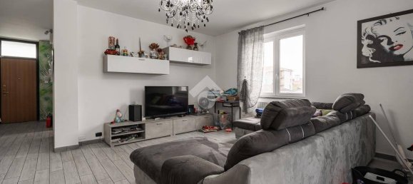 2 chambres Appartement à Paderno Dugnano, Italy No. 315842 5