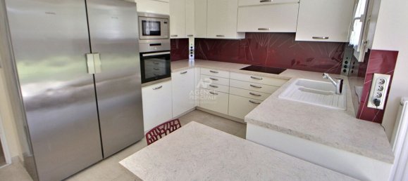 6 bedrooms House in Verneuil-sur-Seine, France No. 143036 3