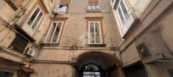 1 room Warehouse in Naples, Italy No. 271772 3