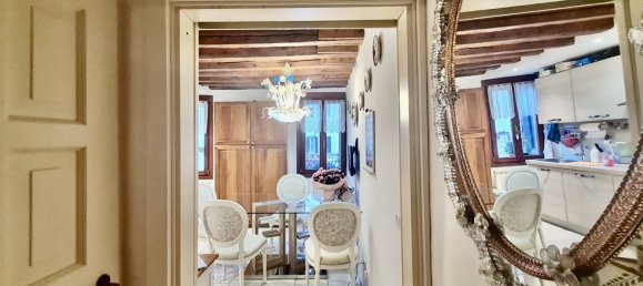 2 bedrooms Apartment in Venice, Italy No. 196187 4
