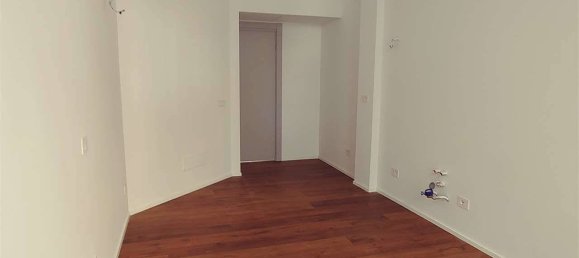 1 bedroom Apartment in Milan, Italy No. 273900 4