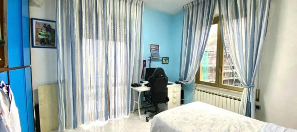 5 rooms Apartment in La Spezia, Italy No. 74611 4