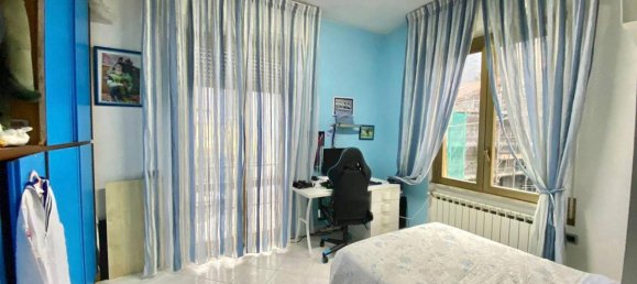 5 rooms Apartment in La Spezia, Italy No. 74611 3