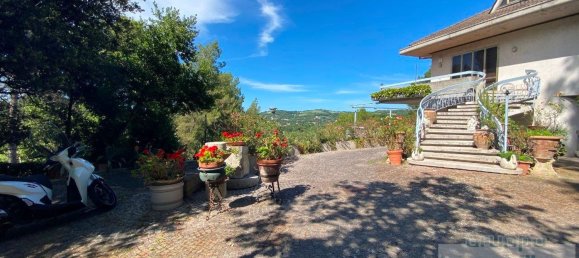 18-salle Villa à Pesaro, Italy No. 285004 7