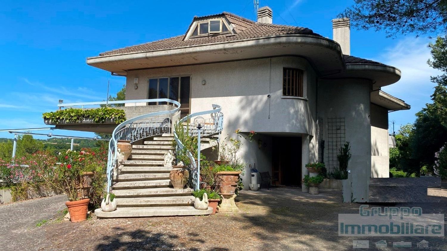 18-salle Villa à Pesaro, Italy No. 285004