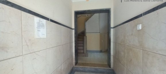 2 bedrooms Apartment in Amadora, Portugal No. 83792 4