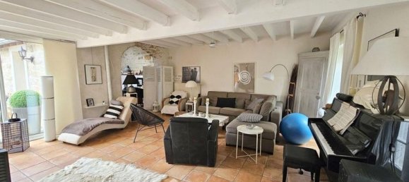 5 bedrooms House in Milly-la-Foret, France No. 311440 4