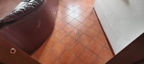 4 bedrooms Apartment in Creazzo, Italy No. 328061 13