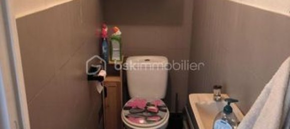 4 bedrooms House in Villeneuve-sur-Yonne, France No. 301695 4