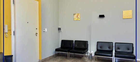 3 rooms Office in Turin, Italy No. 209016 5