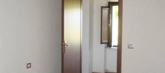 Casa de 9 habitaciónes en Preci, Italy No. 108827 13