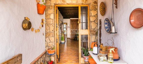 Дом с 4 комнатами в Кадис, Испания № 146083 5