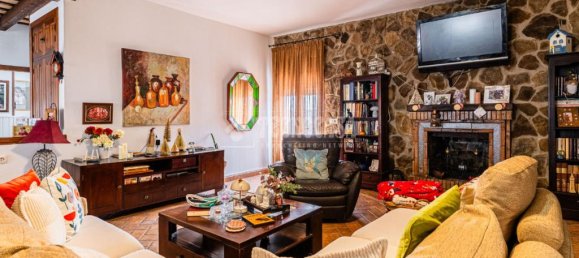 Дом с 4 комнатами в Кадис, Испания № 146083 10