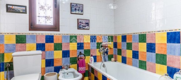 Дом с 4 комнатами в Кадис, Испания № 146083 25