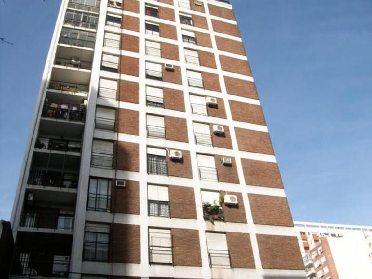 3 bedrooms Apartment in Buenos Aires, Argentina No. 102147