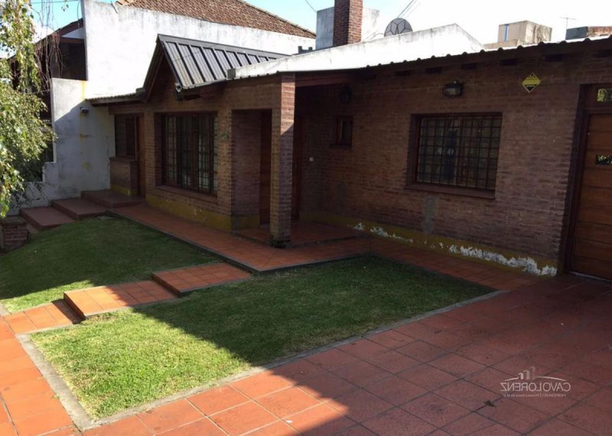 3 bedrooms House in Mar del Plata, Argentina No. 89268