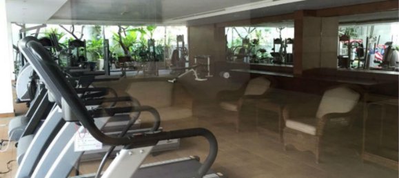 4 bedrooms Condo in Bangkok, Thailand No. 588 14