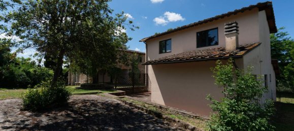 13 bedrooms House in Florence, Italy No. 207103 5