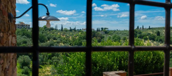 13 bedrooms House in Florence, Italy No. 207103 2