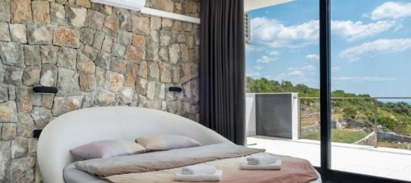 6 bedrooms Commercial property in Budva, Montenegro No. 93 21