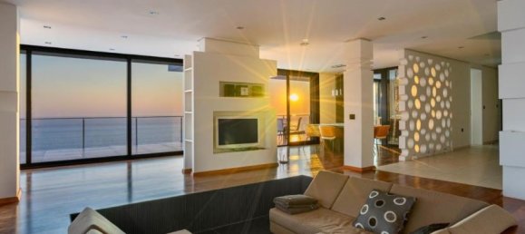 6 bedrooms Commercial property in Budva, Montenegro No. 93 5