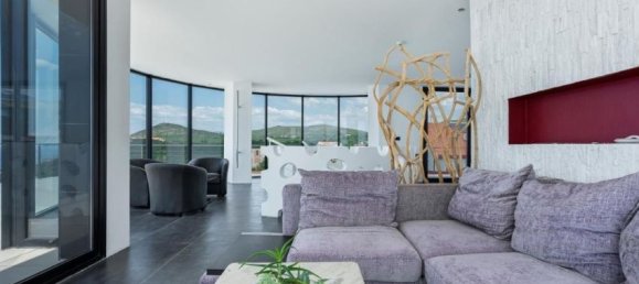 6 bedrooms Commercial property in Budva, Montenegro No. 93 6