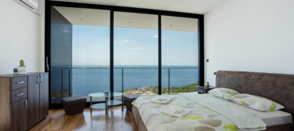 6 bedrooms Commercial property in Budva, Montenegro No. 93 13