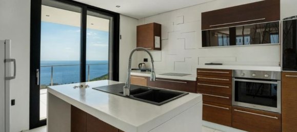 6 bedrooms Commercial property in Budva, Montenegro No. 93 18