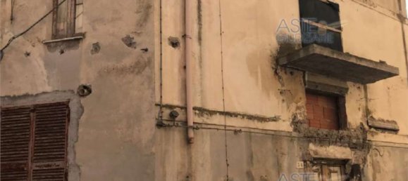 5 rooms Apartment in Adrano, Italy No. 220481 24