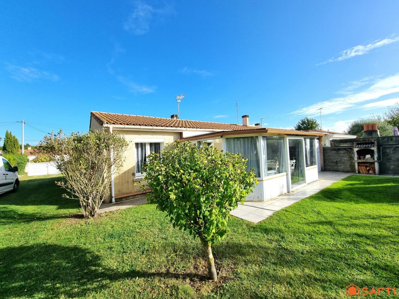 Casa de 2 dormitorios en Meschers-sur-Gironde, France No. 113954