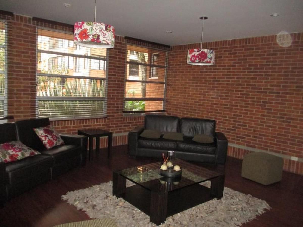 3 bedrooms House in Bogota, Colombia No. 14156