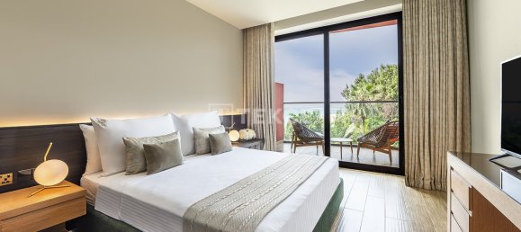 1 bedroom Hotel in The World Islands, UAE No. 15413 25