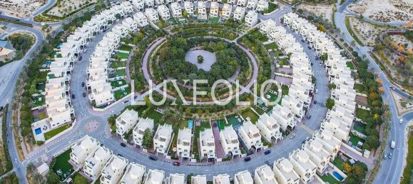 Apartamento de 2 dormitorios en Jumeirah Village Circle, UAE No. 100895 25