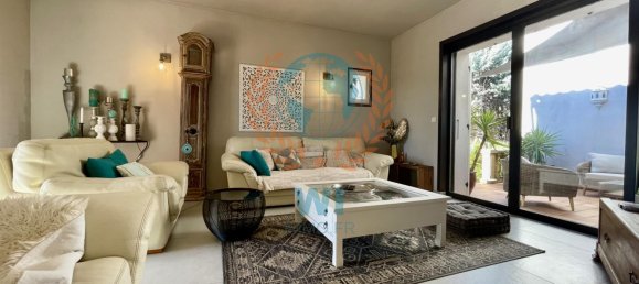 6 bedrooms Villa in Le Muy, France No. 353240 5