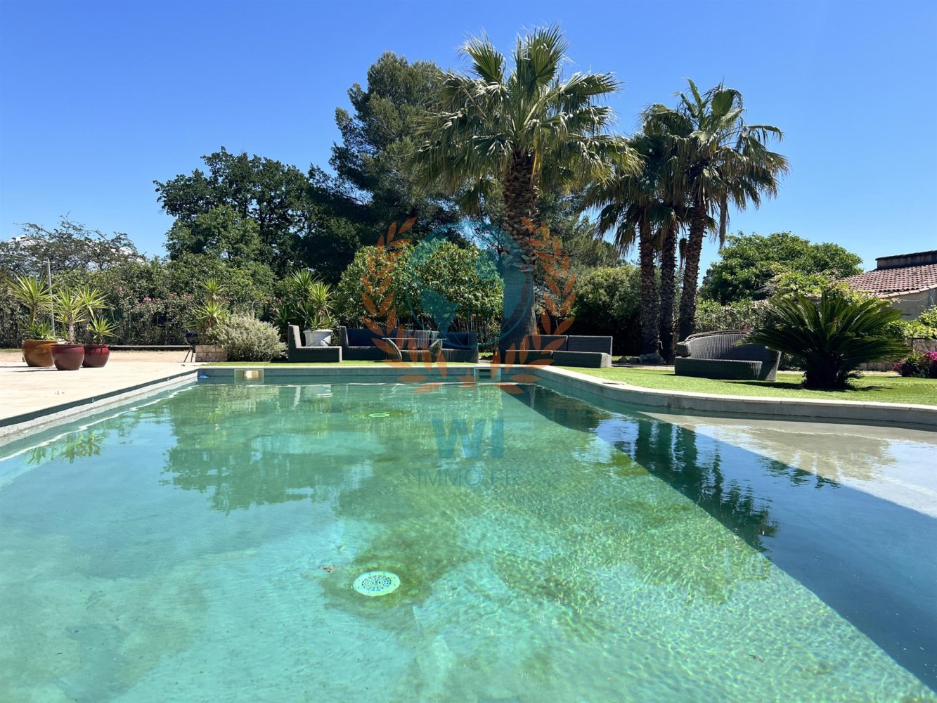 6 bedrooms Villa in Le Muy, France No. 353240