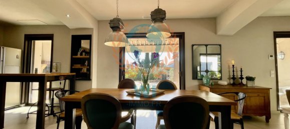 6 bedrooms Villa in Le Muy, France No. 353240 8