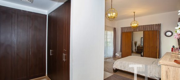 5 bedrooms Villa in Mudon, UAE No. 94305 25