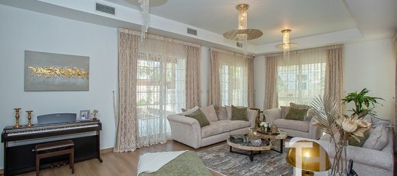 5 bedrooms Villa in Mudon, UAE No. 94305 9