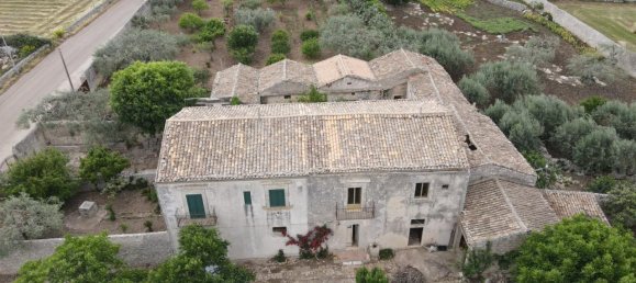 Casa de 9 habitaciónes en Modica, Italy No. 231824 3