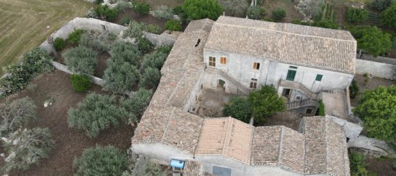 Casa de 9 habitaciónes en Modica, Italy No. 231824 2