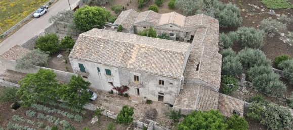Casa de 9 habitaciónes en Modica, Italy No. 231824 31