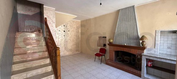 2 bedrooms Building in Colfelice, Italy No. 361719 7